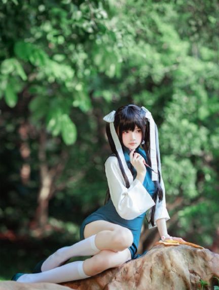 漂亮的部长夫人中文版