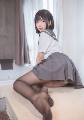 高跟鞋狠踩贱奴 | vk